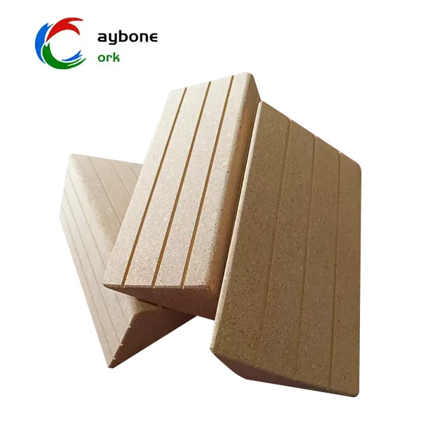 ບລັອກ Yoga Triangular Cork ຄວາມຫນາແຫນ້ນສູງ